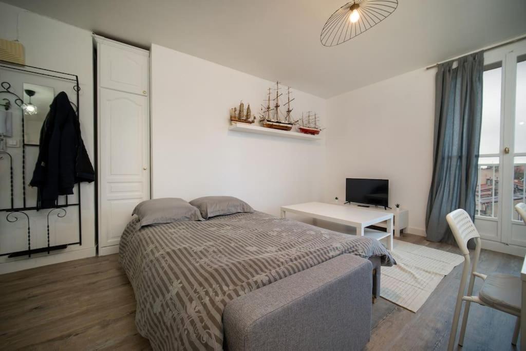Fully Equipped Apartment Balcony Sleeps 7 Wifi Marseille Eksteriør billede