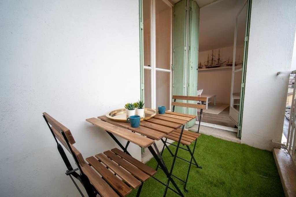 Fully Equipped Apartment Balcony Sleeps 7 Wifi Marseille Eksteriør billede